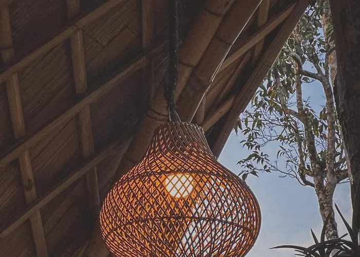 Alamvaya Bali Bamboo House * Sidemen (Bali)