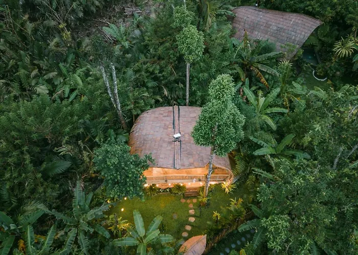 Villa Alamvaya Bali Bamboo House