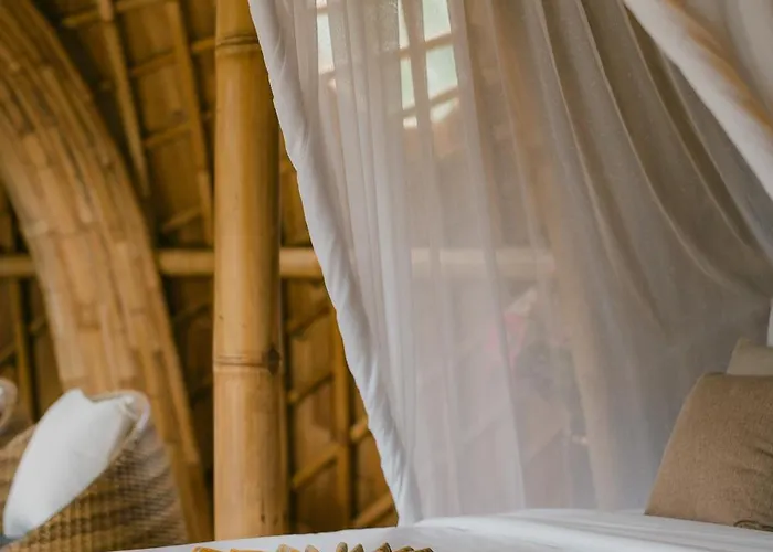 Alamvaya Bali Bamboo House Sidemen (Bali)