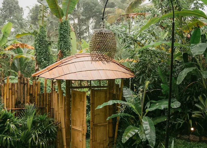 Alamvaya Bali Bamboo House *