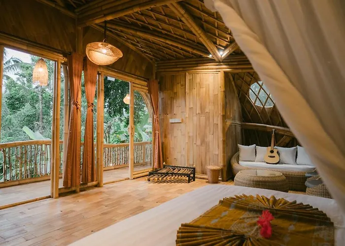 Alamvaya Bali Bamboo House Villa
