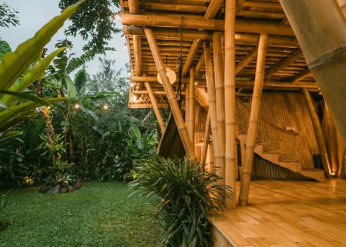 Alamvaya Bali Bamboo House Sidemen (Bali)